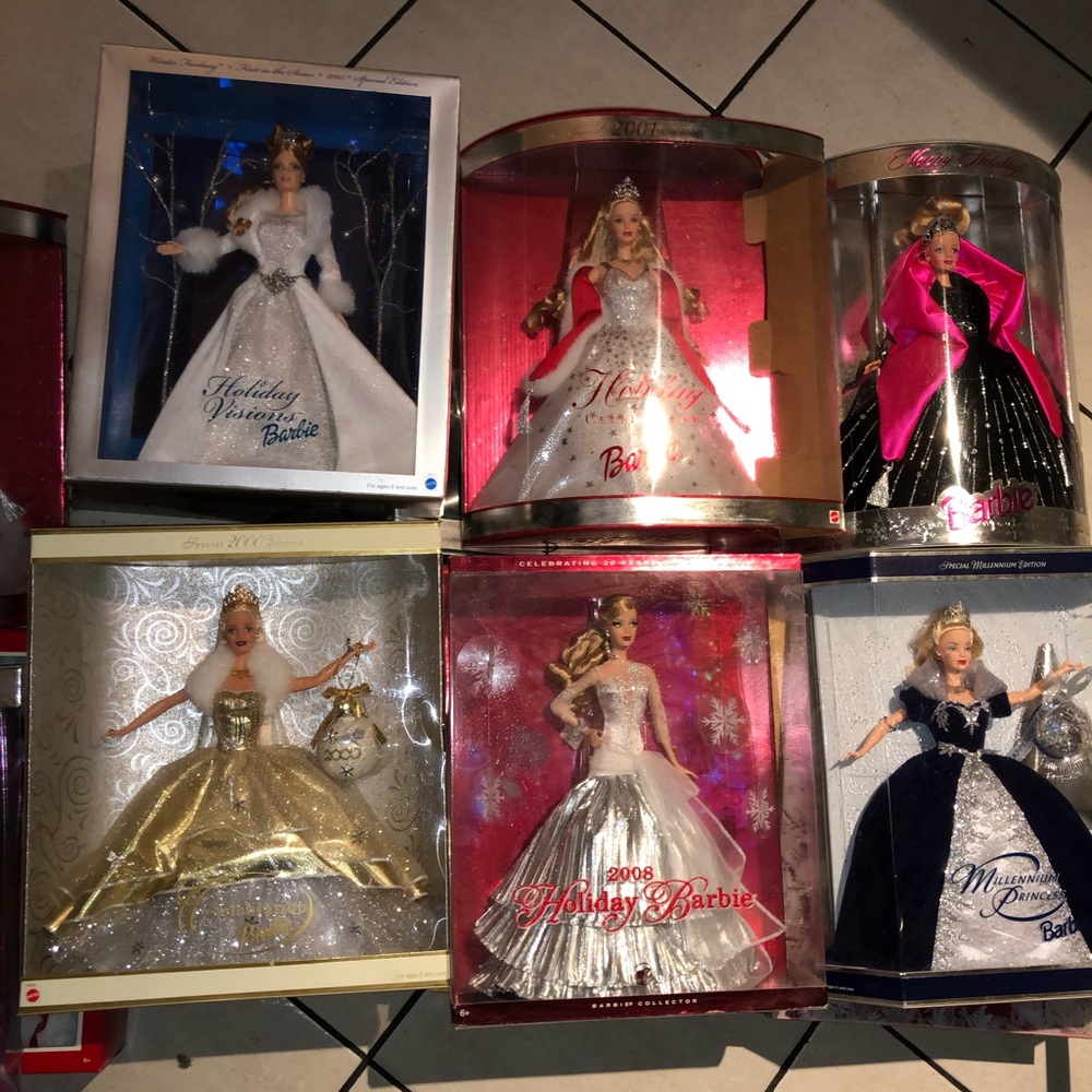 Holiday barbies - Picture 4 of 5